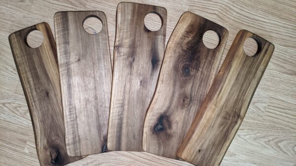 Tabla de cortar de madera de nogal maciza